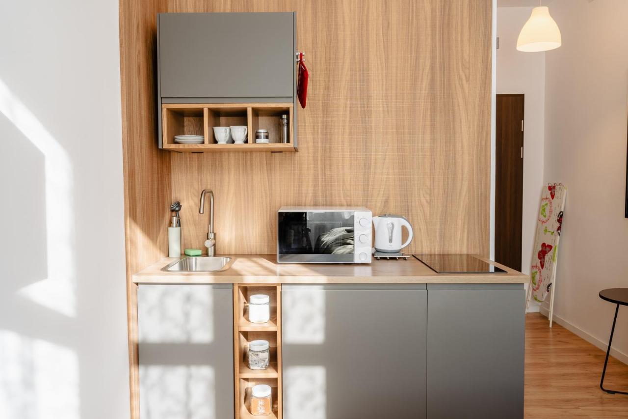 Elegant Very Berry Studios In Poznan Center By Noclegi Renters Exterior photo